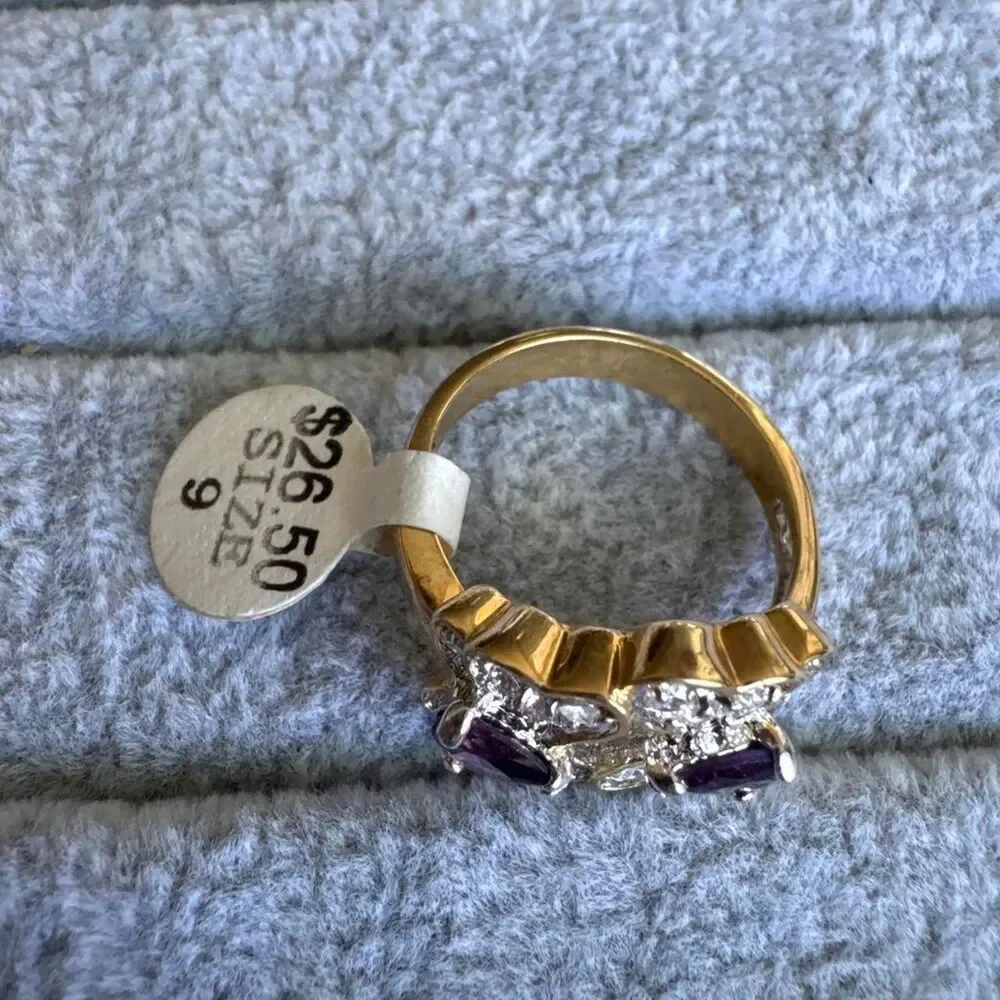 Source Unknown gold tone